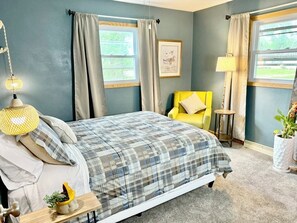 2 habitaciones, tabla de planchar con plancha, wifi y ropa de cama 