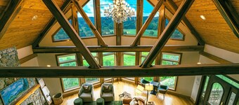 Luxury Lodge! 5000 sqft only 25 mins to Nashville