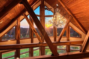 Interior - Luxury Lodge! 5000 sqft only 25 mins to Nashville (Pegram)