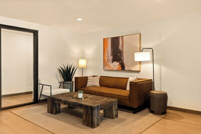 LivAway Suites Tri-Cities- Richland