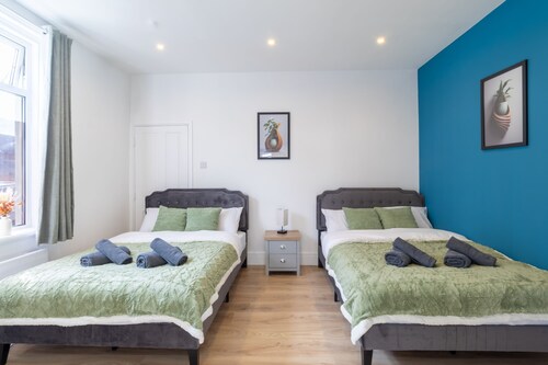 Open Mind Property - 2 Beds & Free Parking