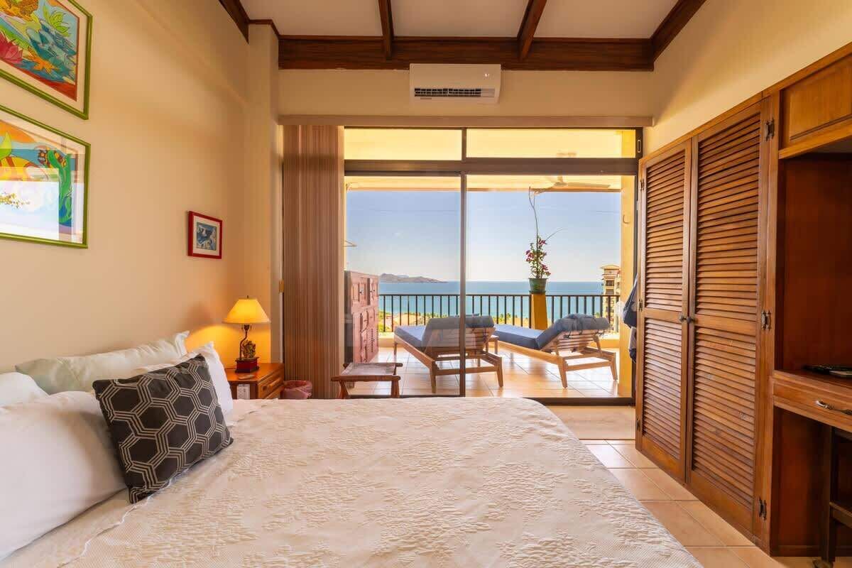 2 bedrooms, iron/ironing board, travel crib, free WiFi