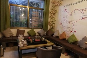 Unclassified image, 5 of 72, button - Zhangjiajie Cloud Youth Hostel (Zhangjiajie)