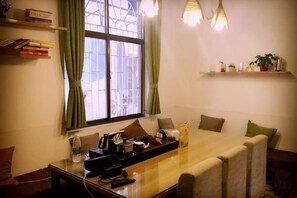 Unclassified image, 4 of 72, button - Zhangjiajie Cloud Youth Hostel (Zhangjiajie)