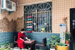 Unclassified image, 2 of 72, button - Zhangjiajie Cloud Youth Hostel (Zhangjiajie)