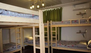 Room - Zhangjiajie Cloud Youth Hostel (Zhangjiajie)