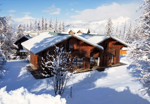Casa-Les Heureux, magnifique chalet à Risoul 1850
