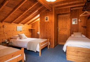 6 camere, ferro/asse da stiro, Wi-Fi