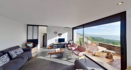 Casa-Gaou-Benat : Villa en bord de mer avec vues