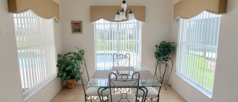 Villa, Multiple Beds, Pool Access, Pool View (5 Bed Florida Villa - West Haven) | Dining