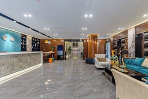 صورة غير مصنفة، 3 من 20، زرّ