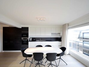 Apartment | Private kitchen | Dishwasher, electric kettle, toaster - Apartment in Oostende Near the Beach (De Haan)