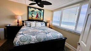 2 bedrooms, WiFi, bed sheets - Ocean waves at your feet! Oceanfront - Ponce Inlet, FL (Ponce Inlet)