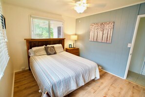 3 sovrum, skrivbord, strykjärn/strykbräda och wi-fi