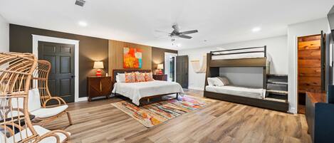 4 bedrooms, iron/ironing board, travel cot, free WiFi