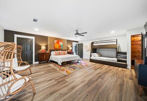 4 soveværelser, strygejern/strygebræt, weekendseng, gratis Wi-Fi