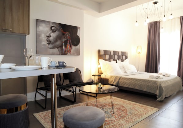 1 habitación, tabla de planchar con plancha, wifi y ropa de cama 
