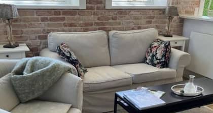 Up Here Comfortable Holiday Residence