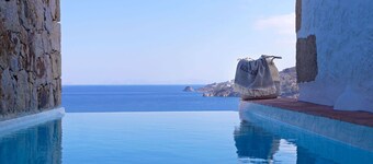 Outstanding Patmos Villa | 3 Bedrooms | Villa Harbour View | Infinty Pool |.