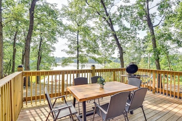 Three Rivers Vacation Rental | 1BR | 1BA | 5 Steps to Enter | 1,104 Sq Ft