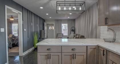 Stylish Home Near BP/Hospitals