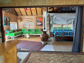 3 slaapkamers, een kluis op de kamer, een strijkplank/strijkijzer