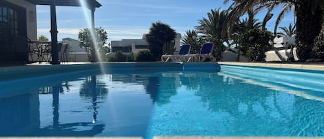 Piscine extérieure, piscine chauffée