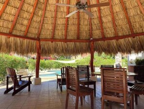 Outdoor dining - Vacation villa in Tamarindo

 (Tamarindo)