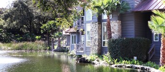 Guava Cabin @ Vinyard Winery, 6 Adults, 2 Kids, Wifi, AC, Fallbrook