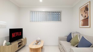 Living area - 1 Bdr Apt w/ AC | Covered Parking | 431F1 (Rocklea)