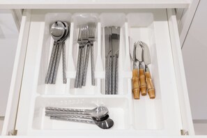 Miscellaneous - 1 Bdr Apt w/ AC | Covered Parking | 431F1 (Rocklea)