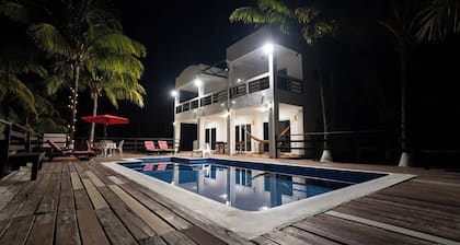 Casa de Playa Tela, San Juan del Mar