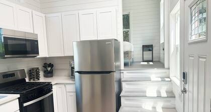 Pitaya Cabin @ Vinyard Winery, 6 Adults, 2 Kids, Wifi, AC, Fallbrook