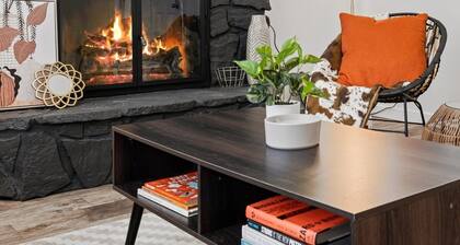 Pet Friendly- Large Backyard