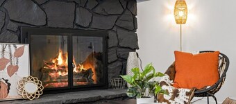 Pet Friendly- Large Backyard