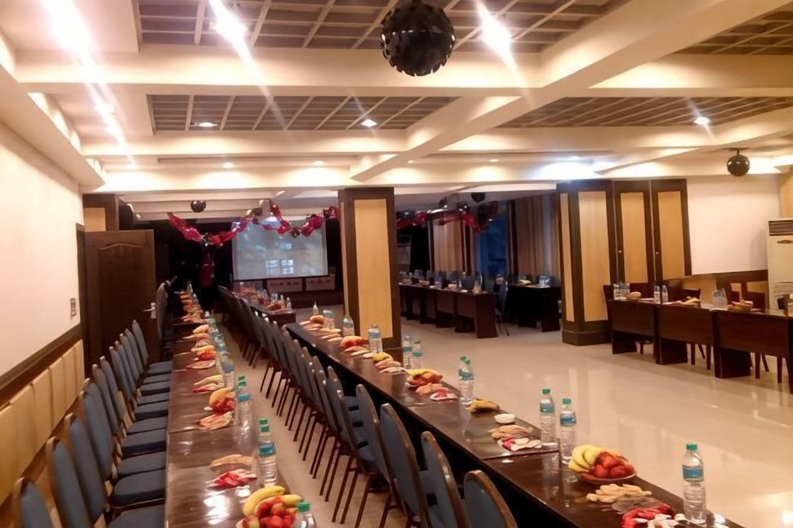 Meeting facility