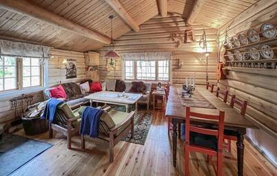 4 bedroom lovely home in Nord-Torpa