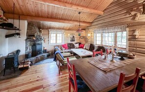 Fireplace - 4 bedroom lovely home in Nord-Torpa (Nord-Torpa)