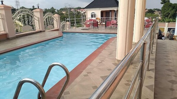 Outdoor pool - Keem Hotel and Suites (Abeokuta)