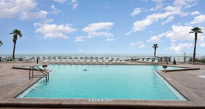 Breathtaking Direct Oceanfront Views! Huge Community Pool, Private Beach Access!