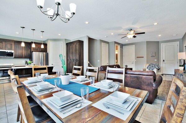 Luxury House, Mountain View | In-room dining - Entrada at Moab 619 (Moab)