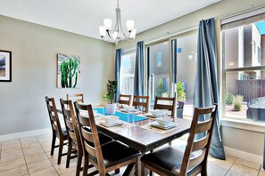 Luxury House, Mountain View | Dining room - Entrada at Moab 619 (Moab)