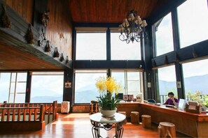 Unclassified image, 4 of 27, button - Chingjing Top Cloud Resort (Nantou)