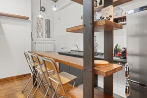 烤箱、炉灶、茶具/咖啡用具、厨具/餐具