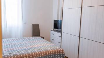 1 bedroom, iron/ironing board, travel crib, WiFi