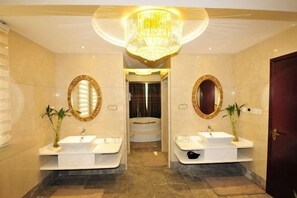 Bathroom - Tokang International Hotel (Tongshan)