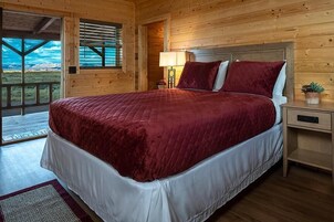 Quarto casal standard, para não fumantes, varanda | Wi-Fi de cortesia, roupa de cama