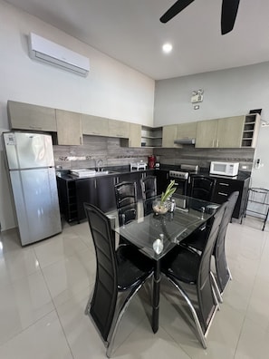 Comfort Villa | Down comforters, free WiFi - Villas Paraiso (Mérida)