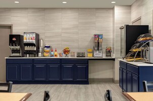 Café da manhã continental grátis todos os dias