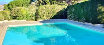 Family house - quiet - common pool - Fréjus